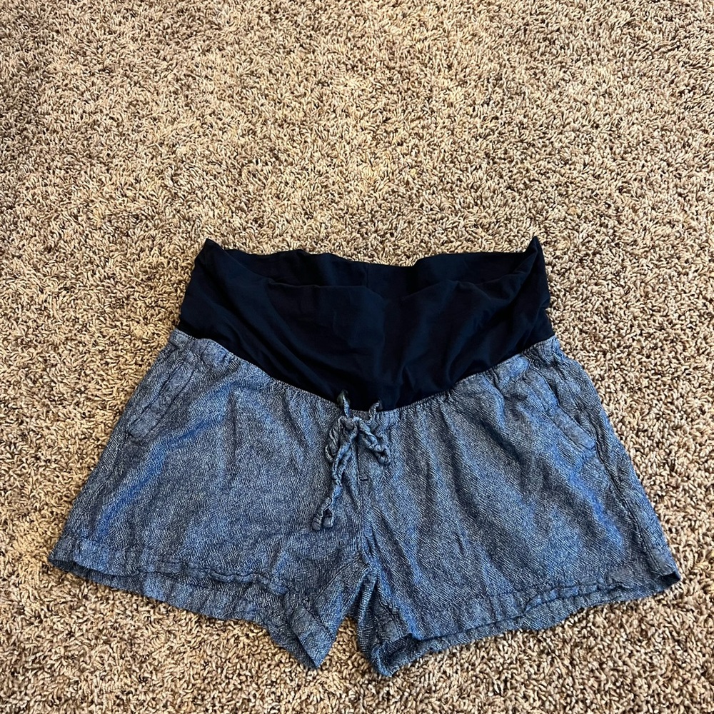 Old Navy Maternity Shorts